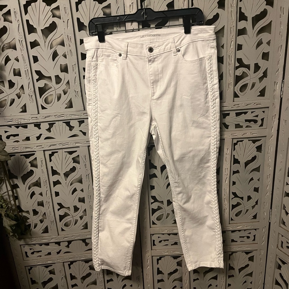 LIZ CLAIBORNE CRAZY CUTE TRUE WHITE WITH BRAIDED DECO TRIM BOYFRIEND PANTS JEANS